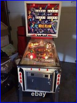 Royal Flush Pinball Machine 1976 Royal Flush Pinball Machine 1976