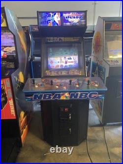 SHOWTIME BLITZ ARCADE MACHINE by MIDWAY 2000 NBA/NFL (Excellent Condition)