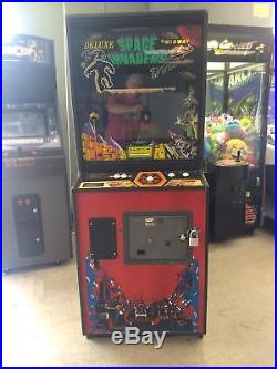 SPACE INVADERS DELUXE Arcade Game by Midway NICE CONDITION