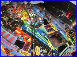 STARSHIP TROOPERS PINBALL MACHINE by SEGA 1997 (Excellent Condition) RARE