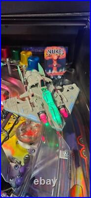 STARSHIP TROOPERS Pinball Machine Sega 1997 2435