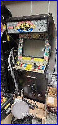STREET FIGHTER II ARCADE MACHINE by CAPCOM 1991 (Good Working Condition)