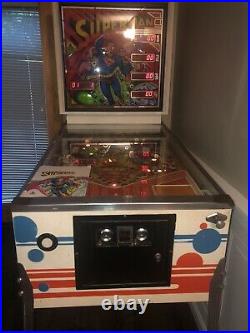 SUPERMAN Arcade Pinball Machine by ATARI 1979