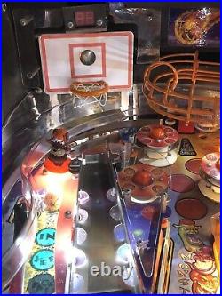 Sega Space Jam Pinball Machine Michael Jordan Leds Plays Great