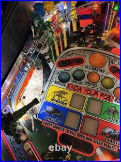 Sega Starship Troopers Pinball Machine 1997- Rare 3 lower flippers & Mechs