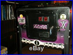 Sega X-files Pinball Machine 1997 (6 Player Multi-ball)