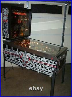 Space Invaders Pinball Machine By Bally