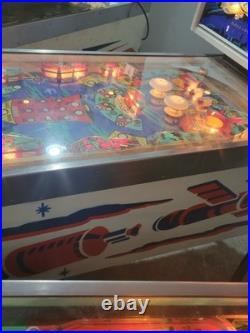 Space Mission Pinball Machine In Excellent Condition