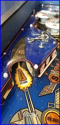 Space Shuttle Pinball Machine (Williams) 1984