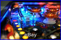 Spectacular! Eight ball Deluxe Collector Pinball MACHINE clean! New Playfield