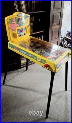 Sponge Bob Squarepants Pin Ball Alley
