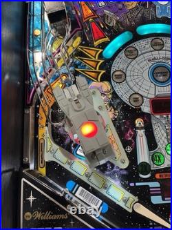 Star Trek Next Generation Pinball Machine A Beauty Works And Plays Great