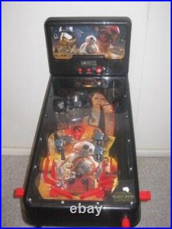 Star Wars Pinball Electronic Standing The Force Awakens (2015)