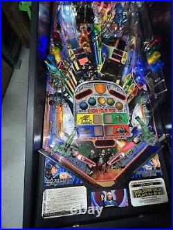 Starship Trooper LEDs Free Ship Pinball Machine 1997 Sega
