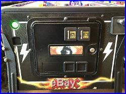 Stern AC/DC Pro Model Pinball Machine