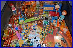 Stern FAMILY GUY pInball game-featuring Peter, Lois, Meg, Chris, Stewie &Brian