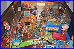 Stern FAMILY GUY pInball game-featuring Peter, Lois, Meg, Chris, Stewie &Brian