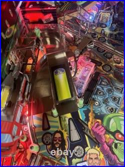 Stern Foo Fighters Limited Edition Pinball Machine Loaded Le 2023