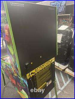 Stern Foo Fighters Limited Edition Pinball Machine Loaded Le 2023