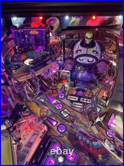 Stern Foo Fighters Limited Edition Pinball Machine Stern Dealer Le