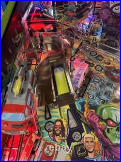 Stern Foo Fighters Limited Edition Pinball Machine Stern Dealer Le