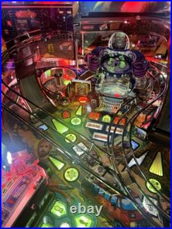 Stern Foo Fighters Pro Edition Pinball Machine Stern Dealer Plays Great Stern Foo Fighters Pro Edition Pinball Machine Stern Dealer Plays Great