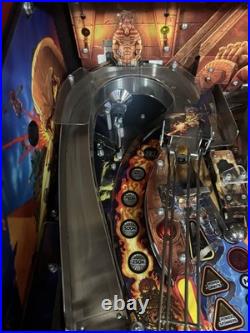 Stern Iron Maiden Limited Edition Pinball Machine Loaded Le 2018