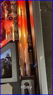 Stern Mandalorian Limited Edition Pinball Machine Loaded Topper Le 2021