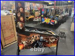 Stern Mandalorian Premium Edition Pinball Machine Stern Dealer Plays Great