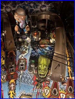 Stern Metallica Pro Edition Pinball Machine Stern Dealer One Of A Kind Beauty