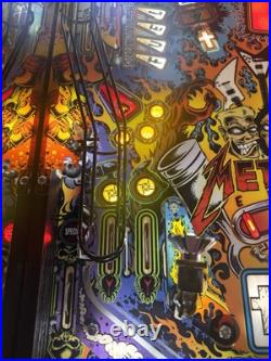 Stern Metallica Pro Edition Pinball Machine Stern Dealer One Of A Kind Beauty