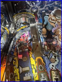 Stern Metallica Pro Edition Pinball Machine Stern Dealer One Of A Kind Beauty