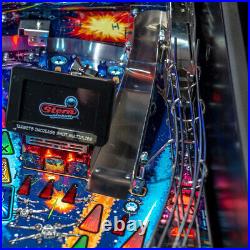 Stern Star Wars Comic Art Premium Pinball Machine