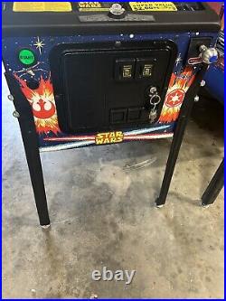 Stern Star Wars Comic Art Pro Pinball Machine Huo