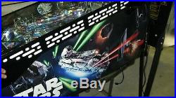 Stern Star Wars limited edition LE Pinball machine HUO less than 50 plays