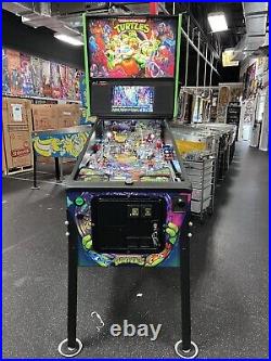 Stern Teenage Mutant Ninja Turtles Pro Pinball Machine Plays Great Cowabunga