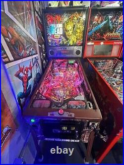Stern pinball machine The Walking Dead Limited Edition Perfect Condition