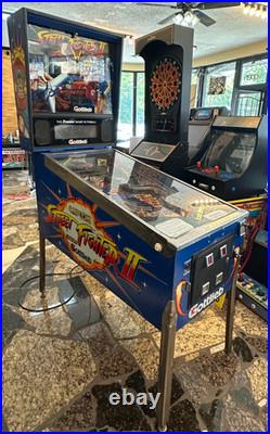 Street Fighter II Pinball Machine by Gottlieb 1993 Classic Fully Working Street Fighter II Pinball Machine by Gottlieb 1993 Classic Fully Working