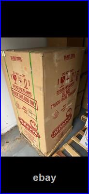 Supreme Stern Pinball Machine (2018) New In Original Box
