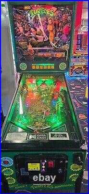 TEENAGE MUTANT NINJA TURTLES Pinball Machine Data East 1991 3529 TEENAGE MUTANT NINJA TURTLES Pinball Machine Data East 1991 3529