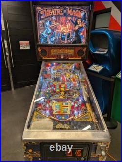 THEATRE OF MAGIC Pinball Machine Bally 1995