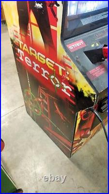 Target Terror 2004 ARCADE MACHINE by RAW THRILLS 3037