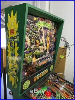 Teenage Mutant Ninja Turtles Pinball Machine Data East LEDS Kevin Eastman Signed