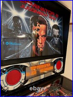 Terminator 2 Judgement Day Pinball Machine by Williams