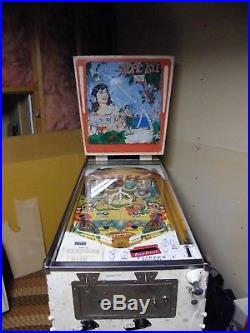 Tropic Isle pinball machine by Gottlieb 1963