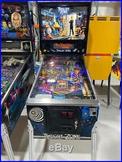 Twilight Zone Pinball Machine Bally Coin Op Arcade 1993 Free Shipping LEDs
