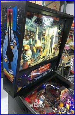 Twilight Zone Pinball Machine Bally Coin Op Arcade LEDs Pat Lawlor Free Shipping