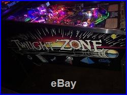 Twilight Zone Pinball Machine Custom LED's Mini TV plays TZ Episodes withAudio