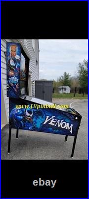 Venom Limited Edition Stern pinball machine Full Size Arcade
