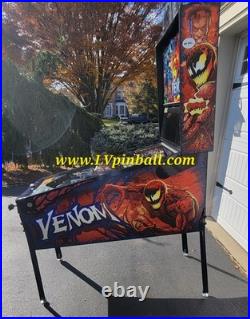 Venom Limited Edition Stern pinball machine Full Size Arcade